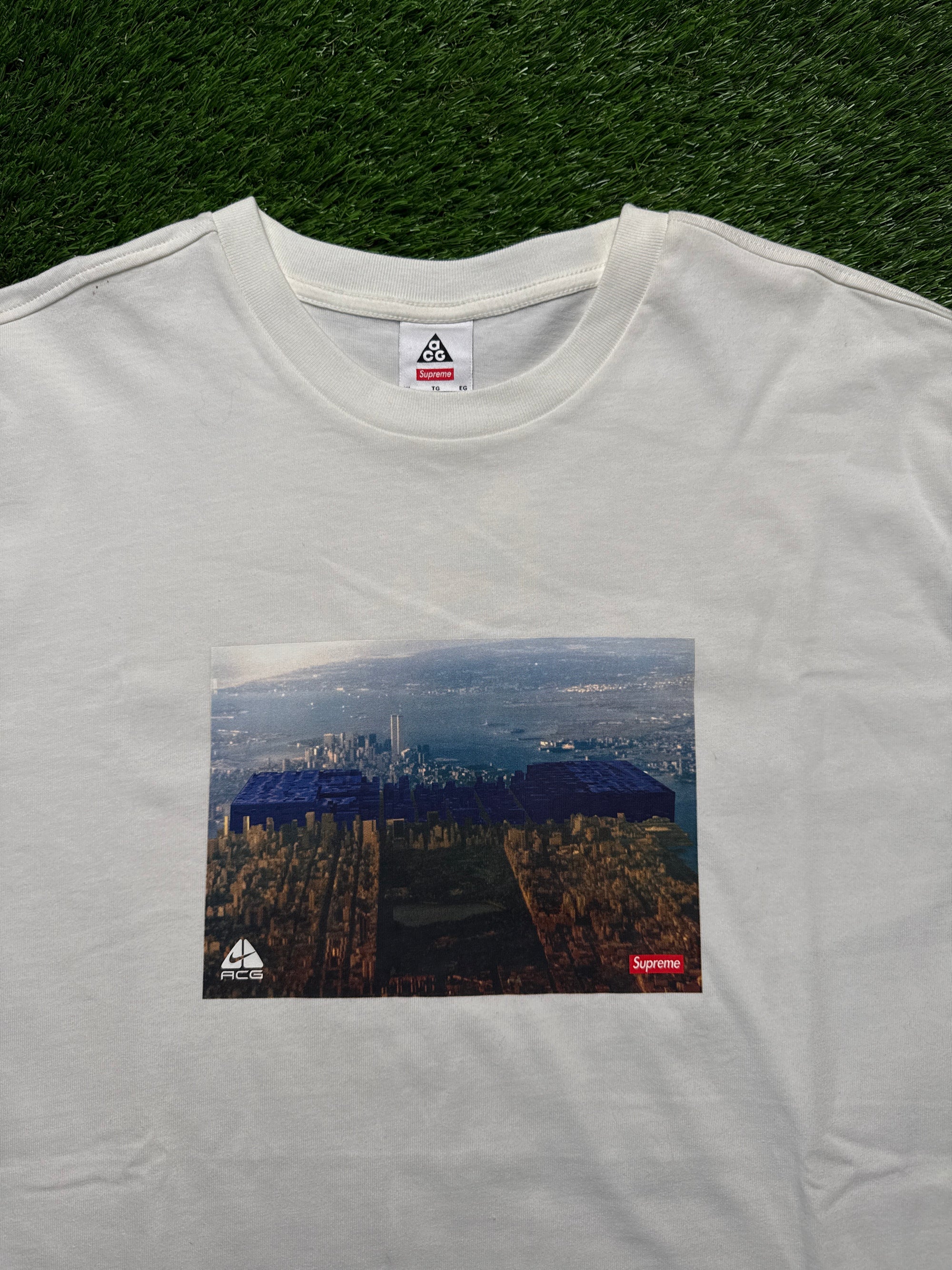 Nike ACG / supreme (XL)