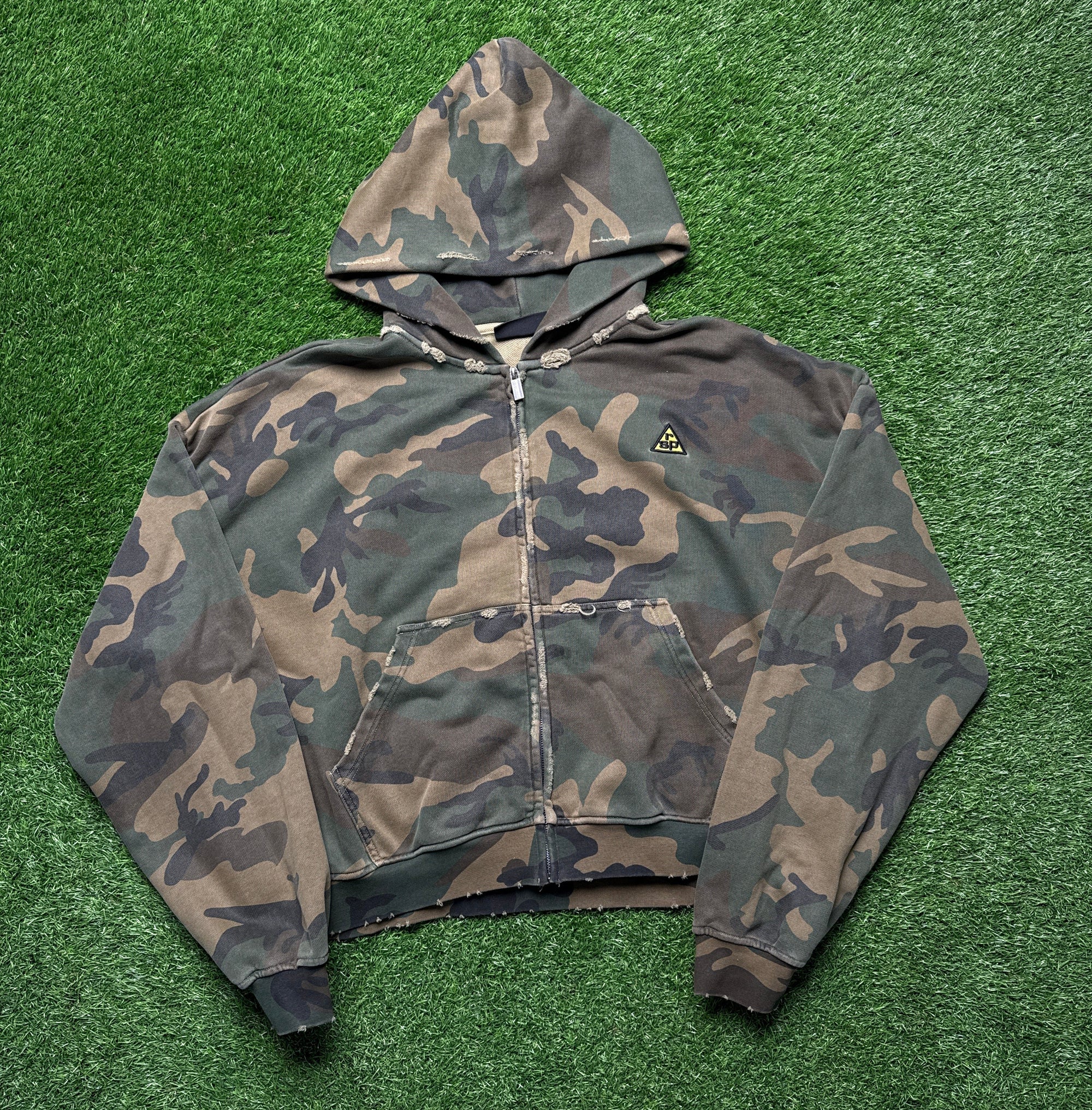 Raspberry hills Zip up (M)