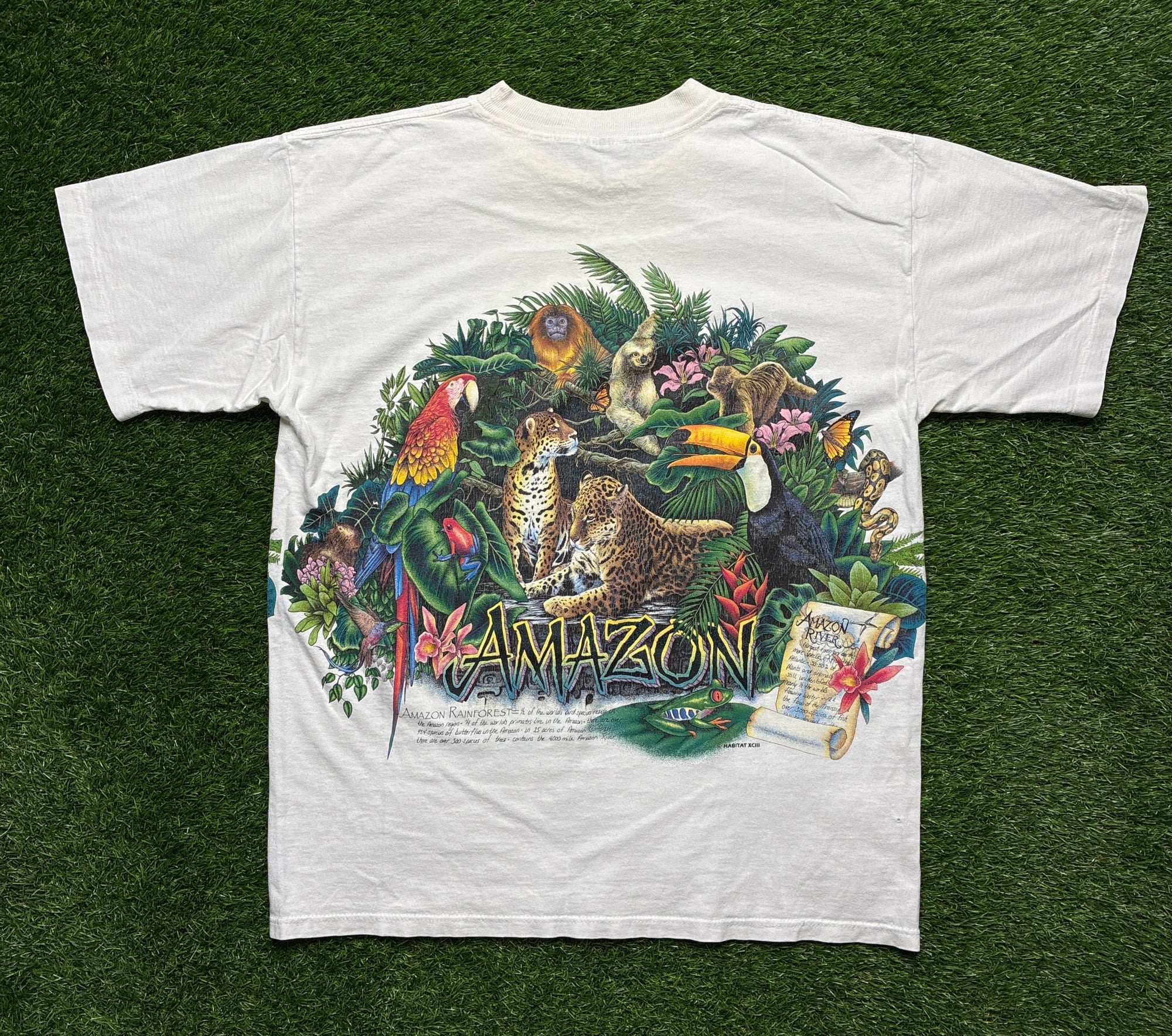 Amazon tee (L)