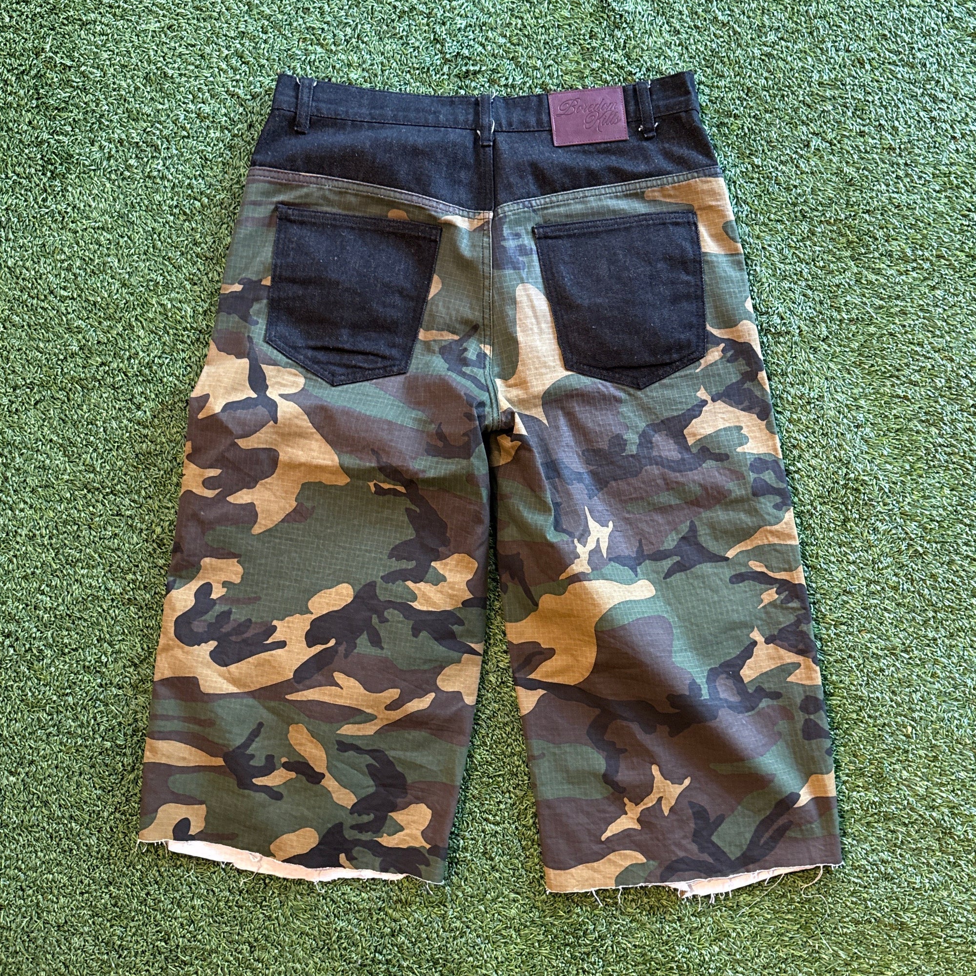 Boredom Kills Double Waisted Shorts - M
