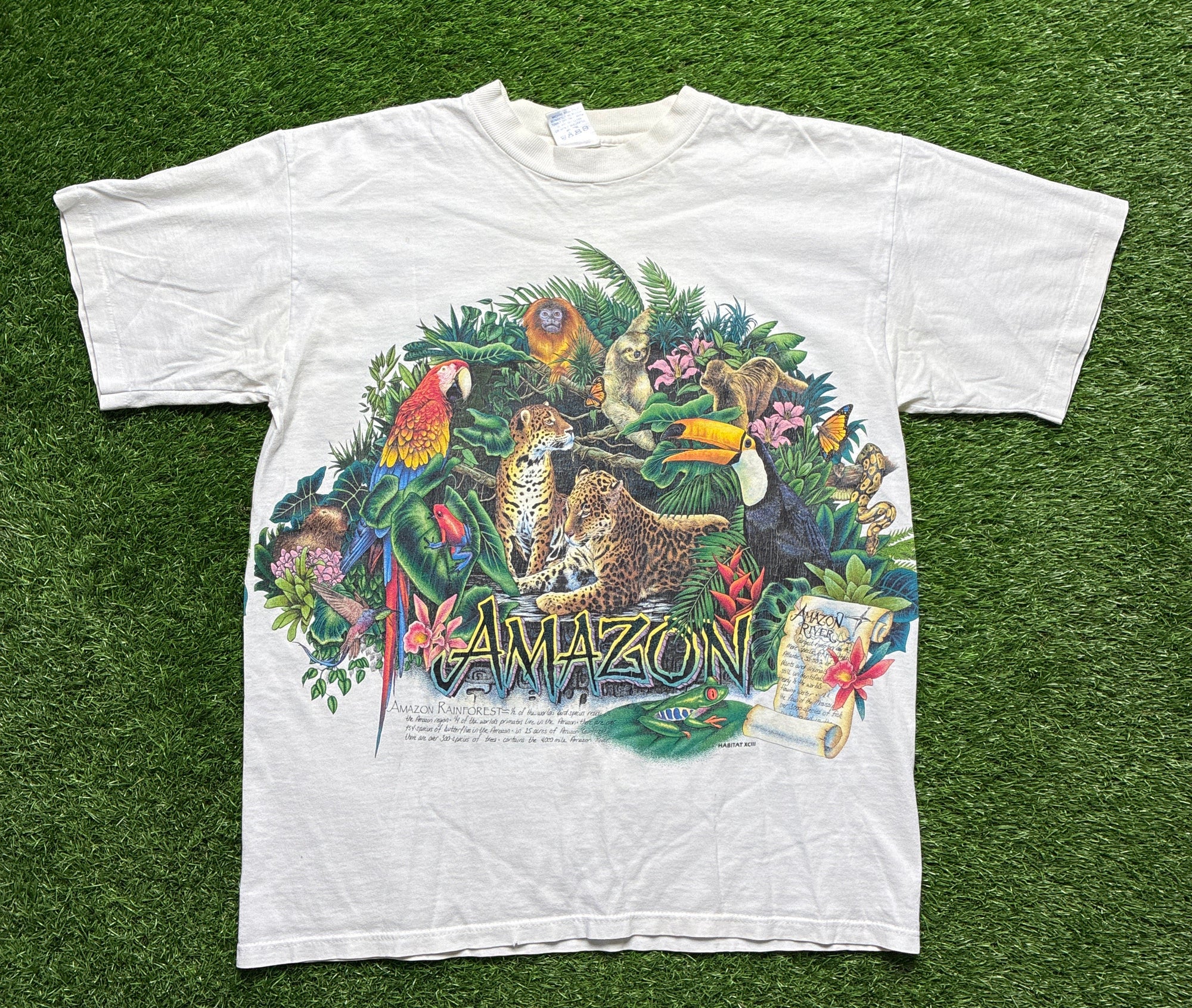 Amazon tee (L)