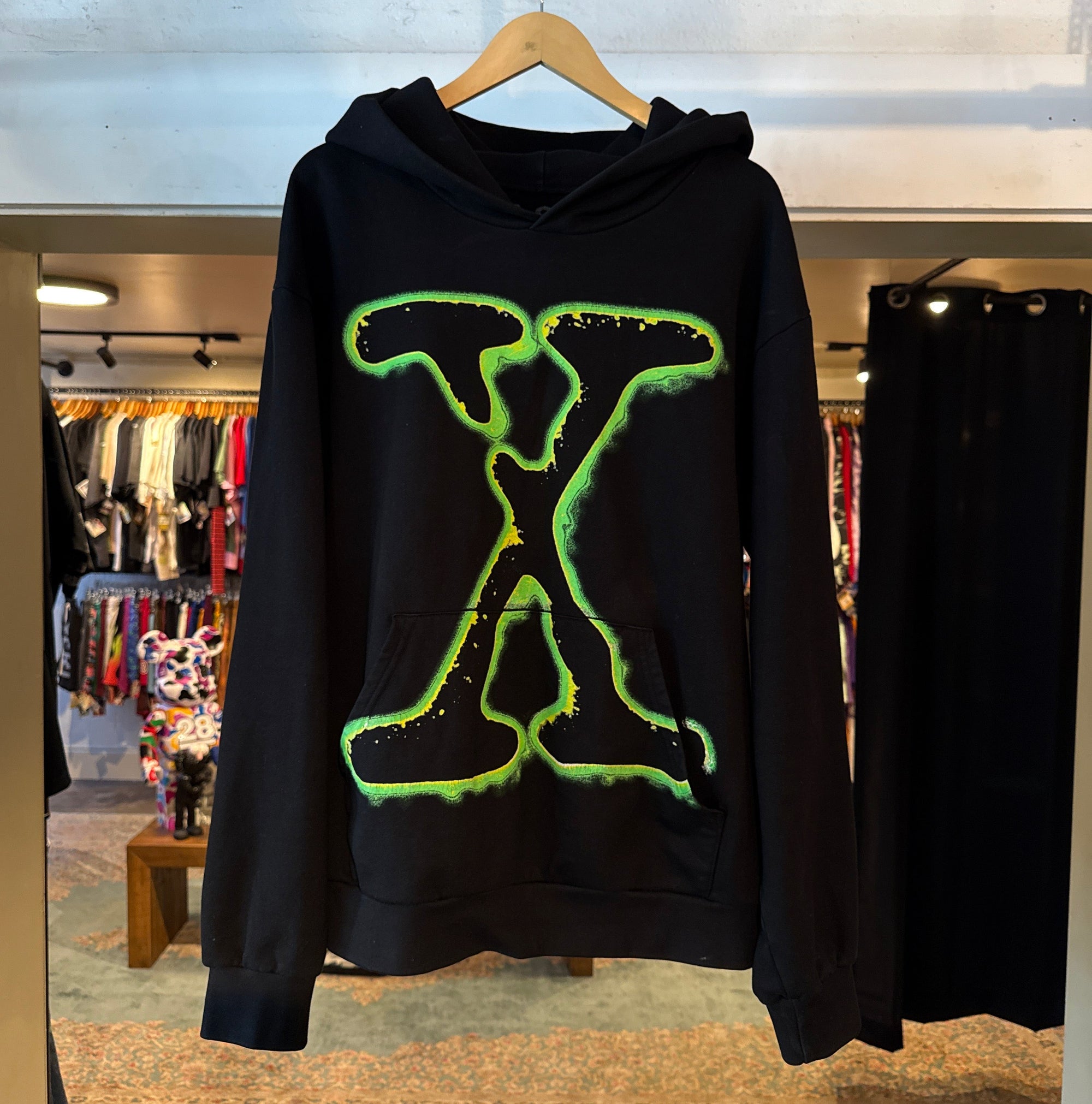 AOT XFiles Hoodie - L