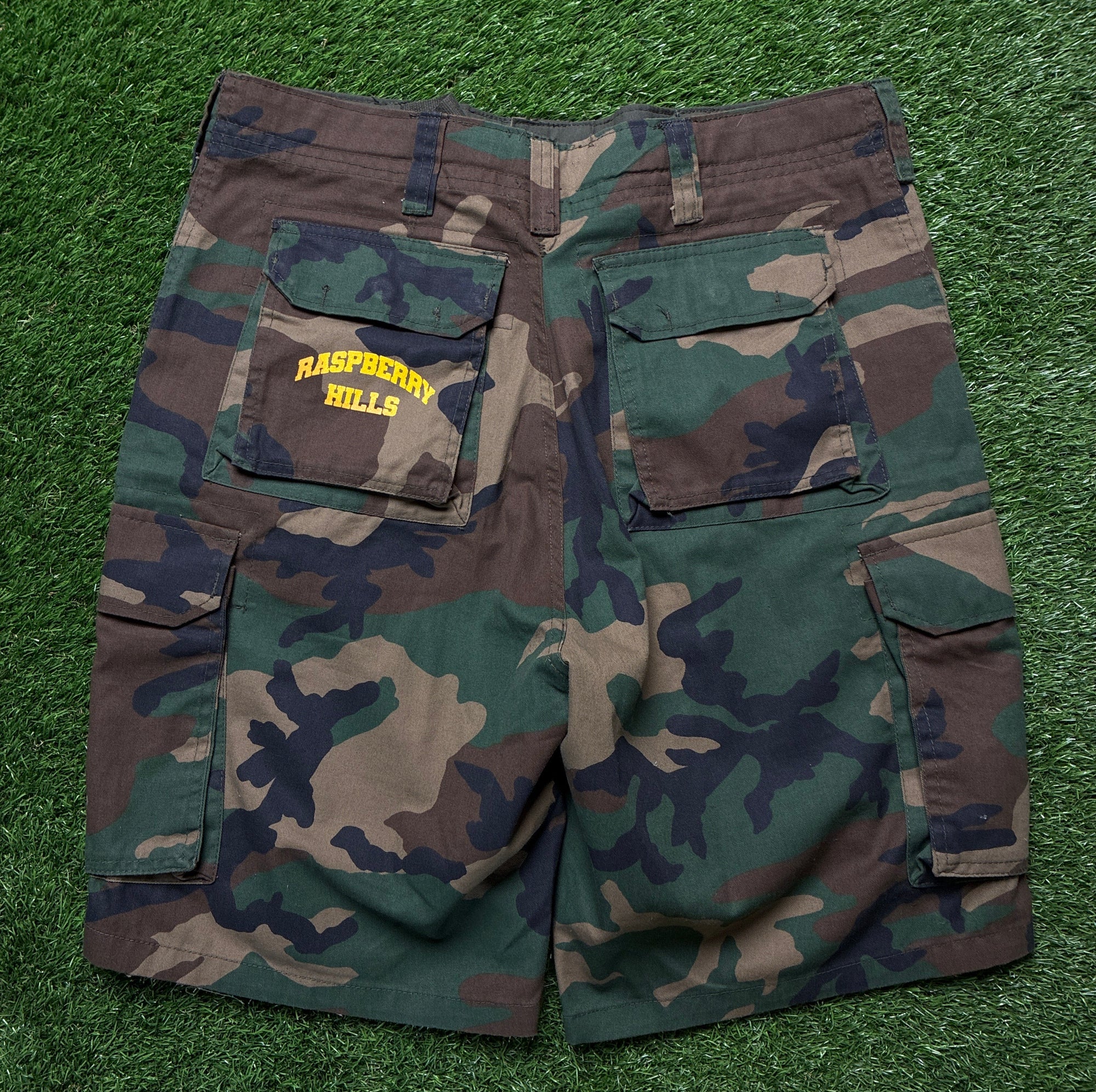 Raspberry hills shorts (36)