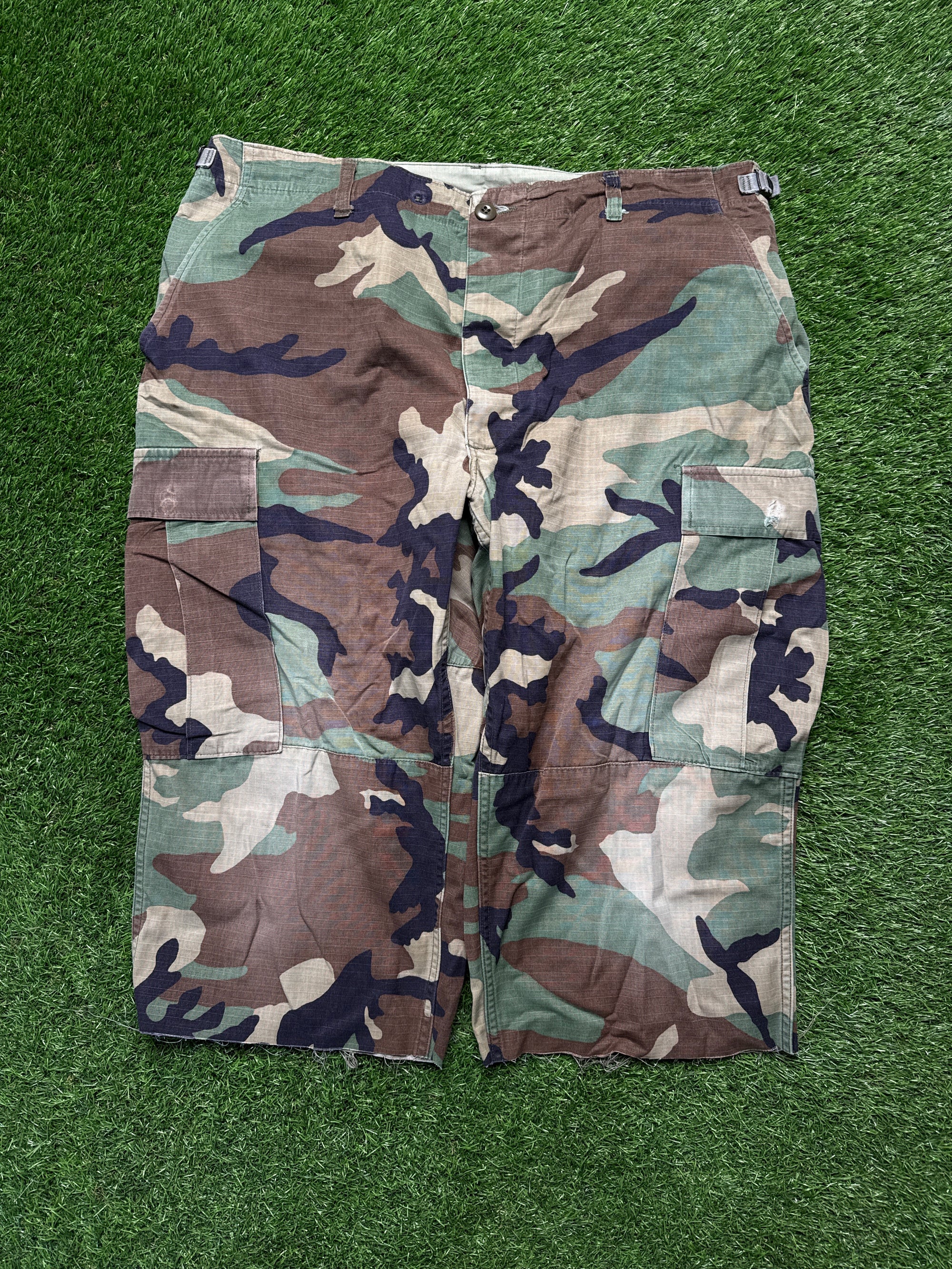 Camo jorts (32)