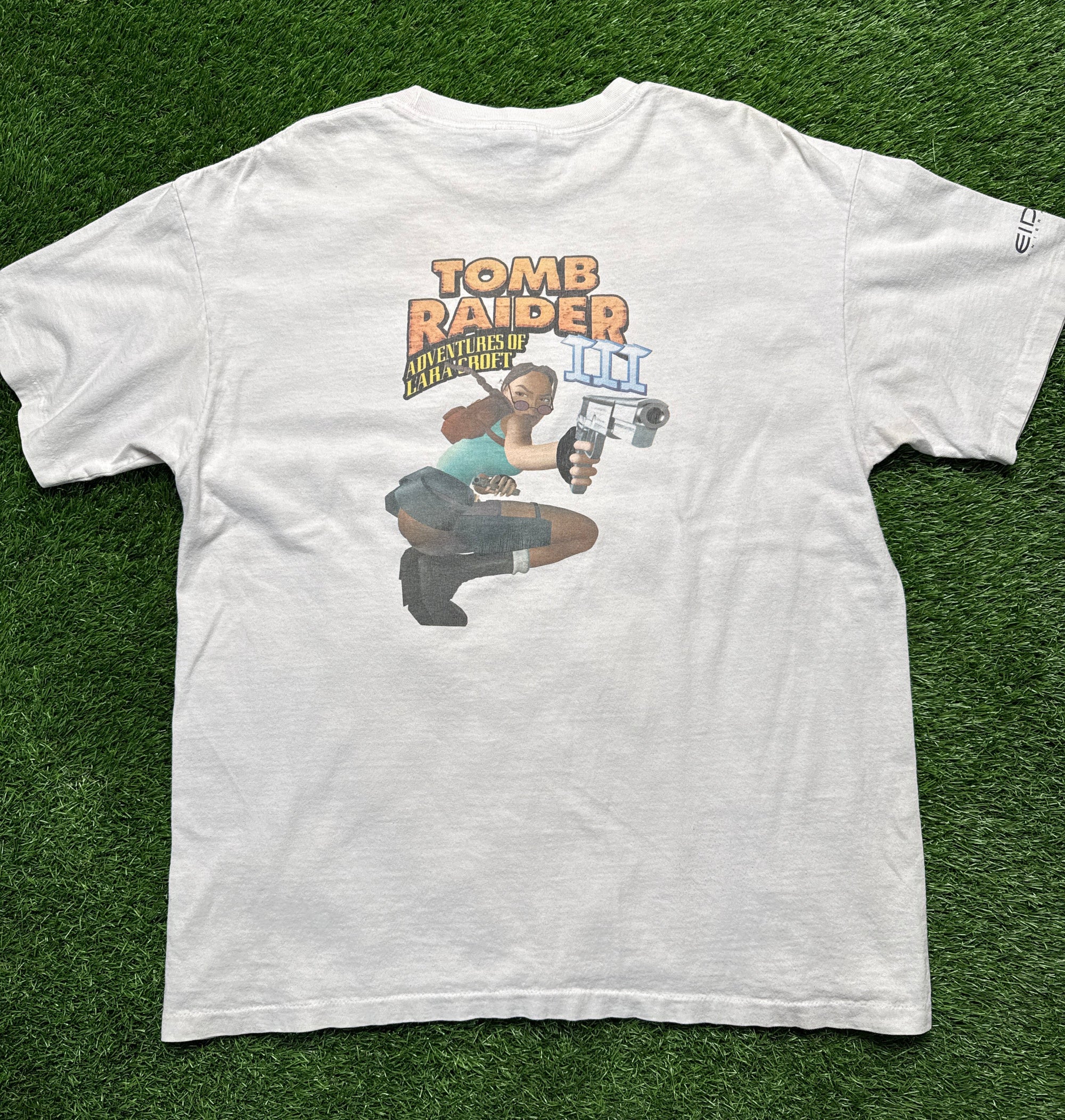 Vintage tomb raider tee (XL)