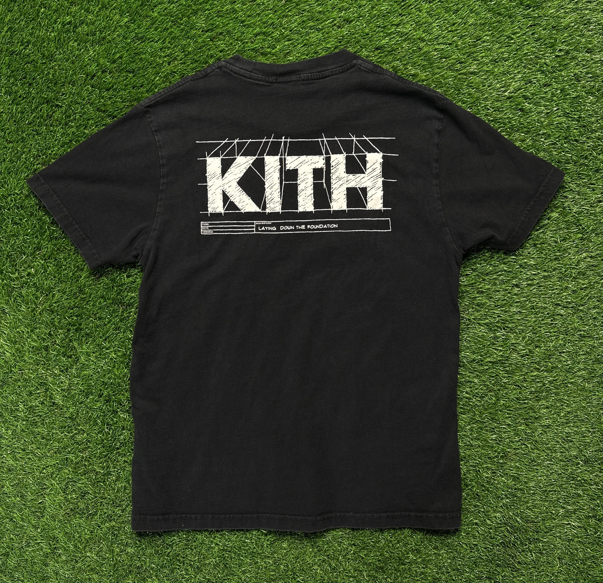 Kith tee (M)