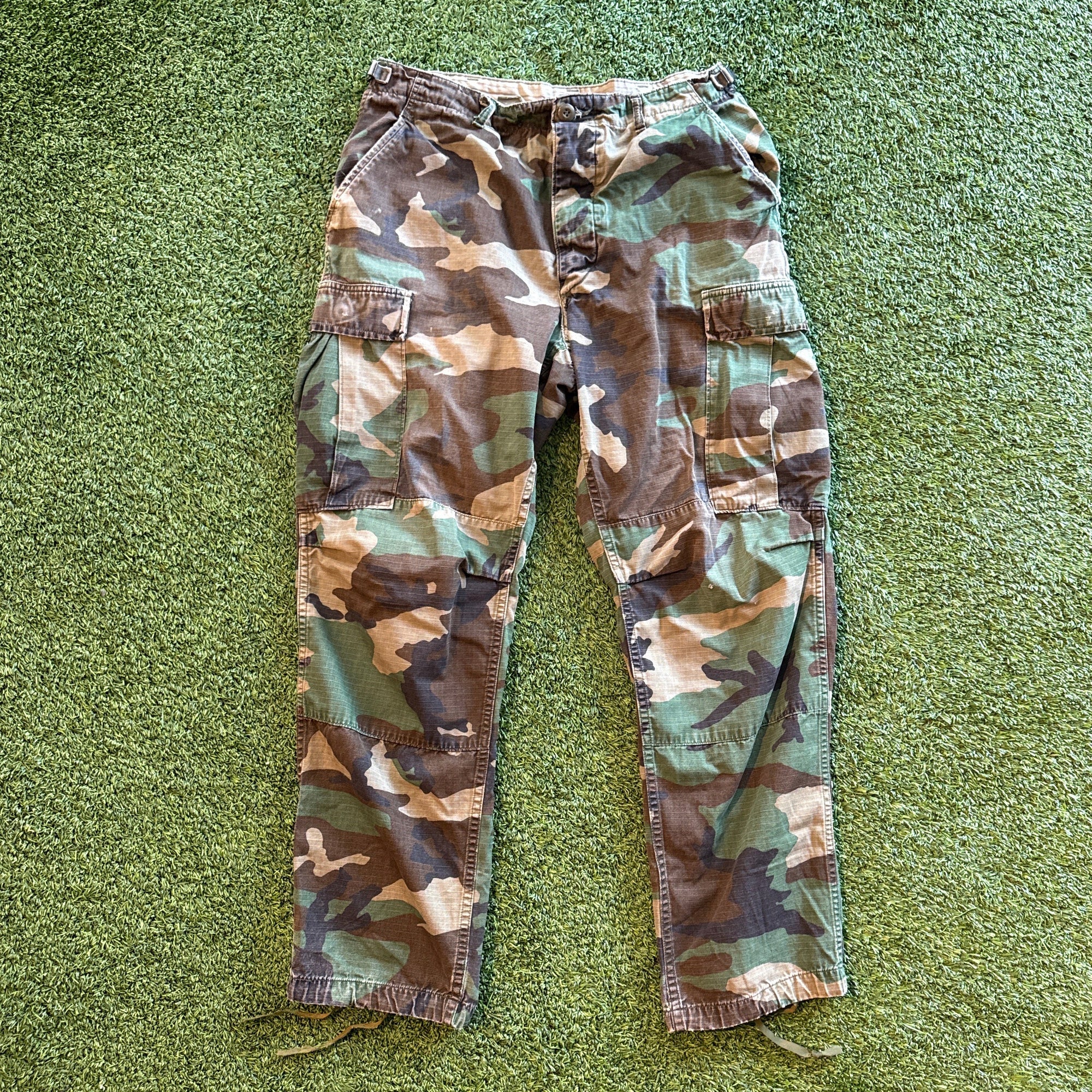 Camo Cargo Pants (32)