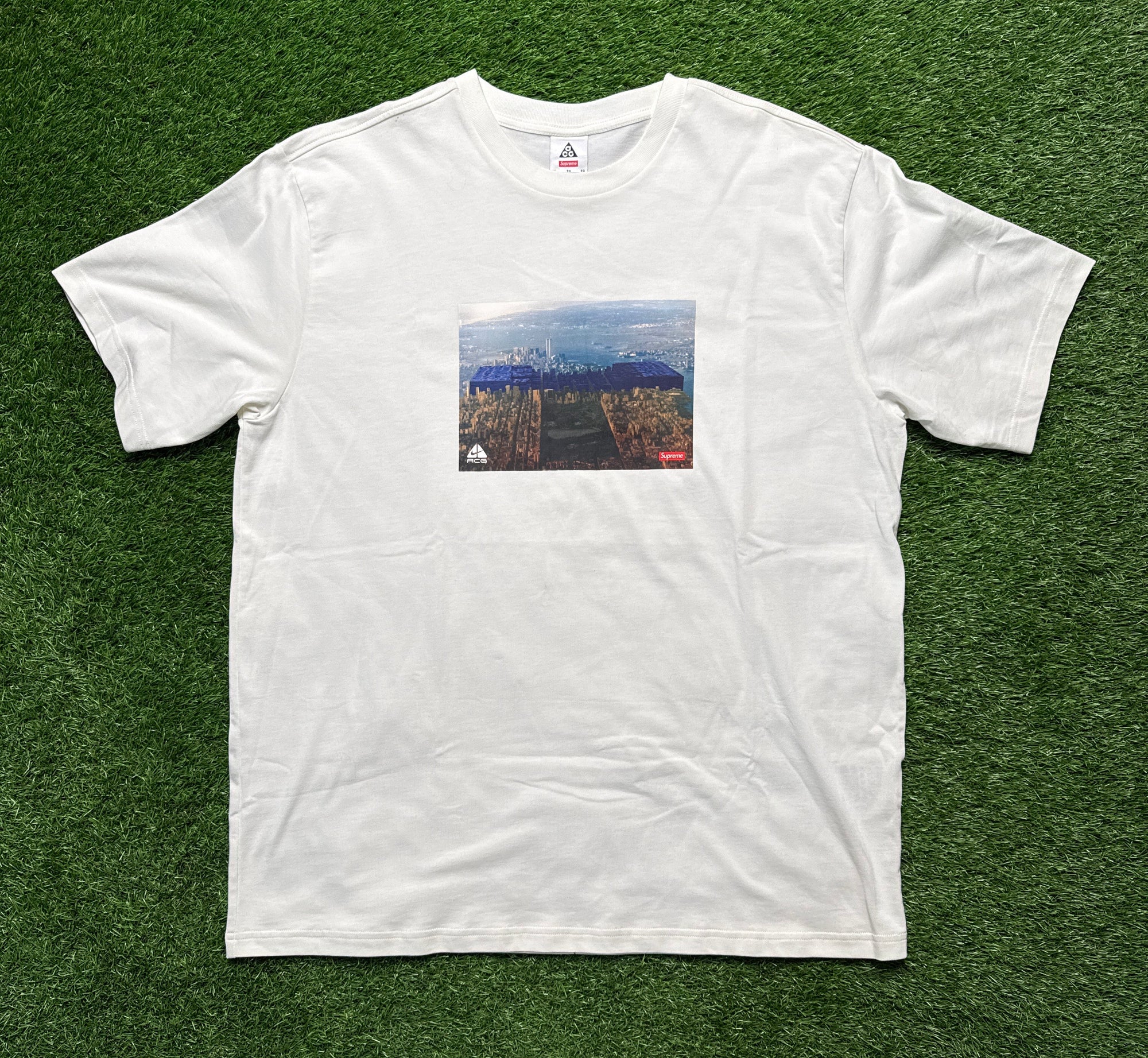 Nike ACG / supreme (XL)