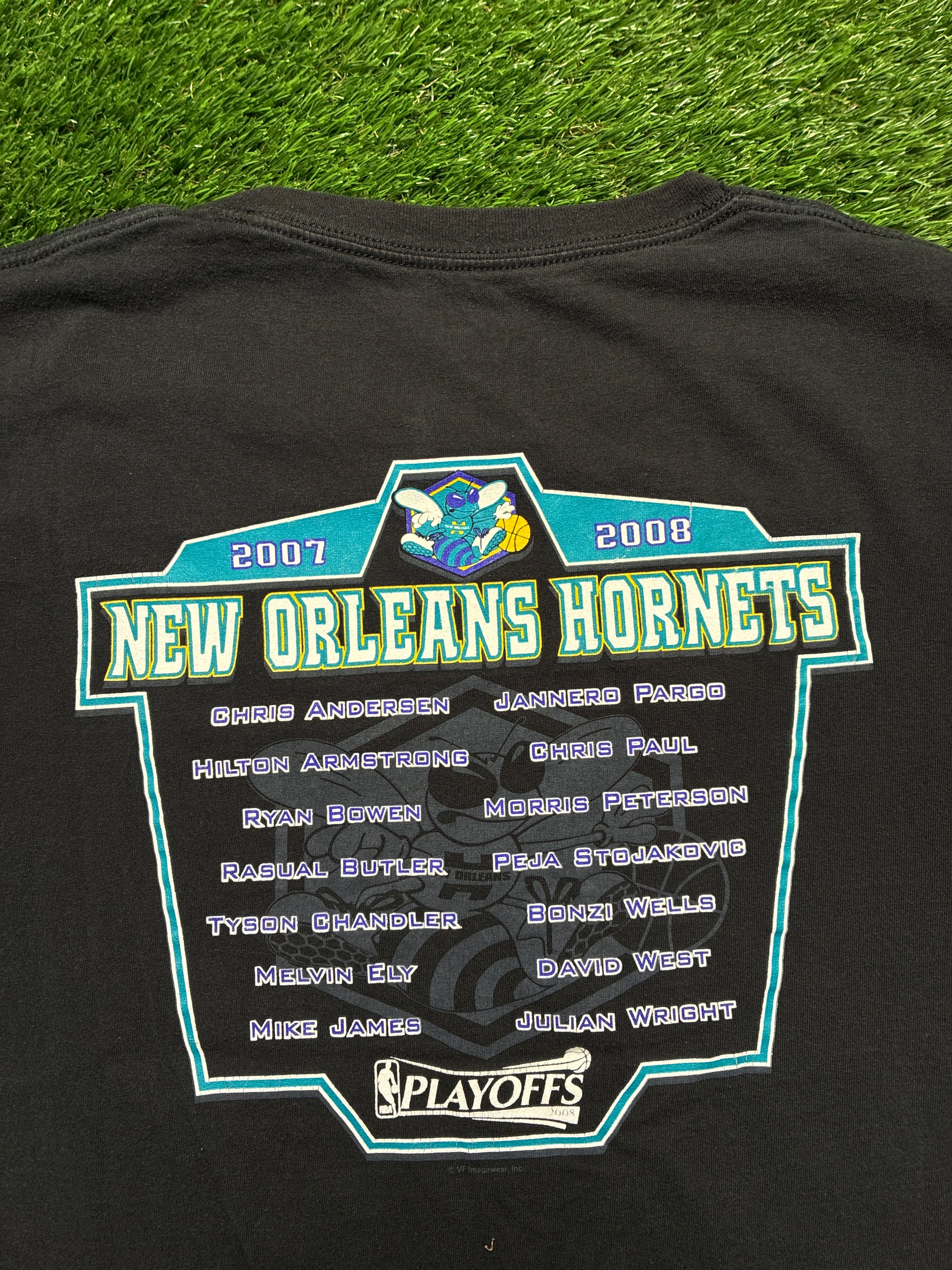 Hornets tee (XL)