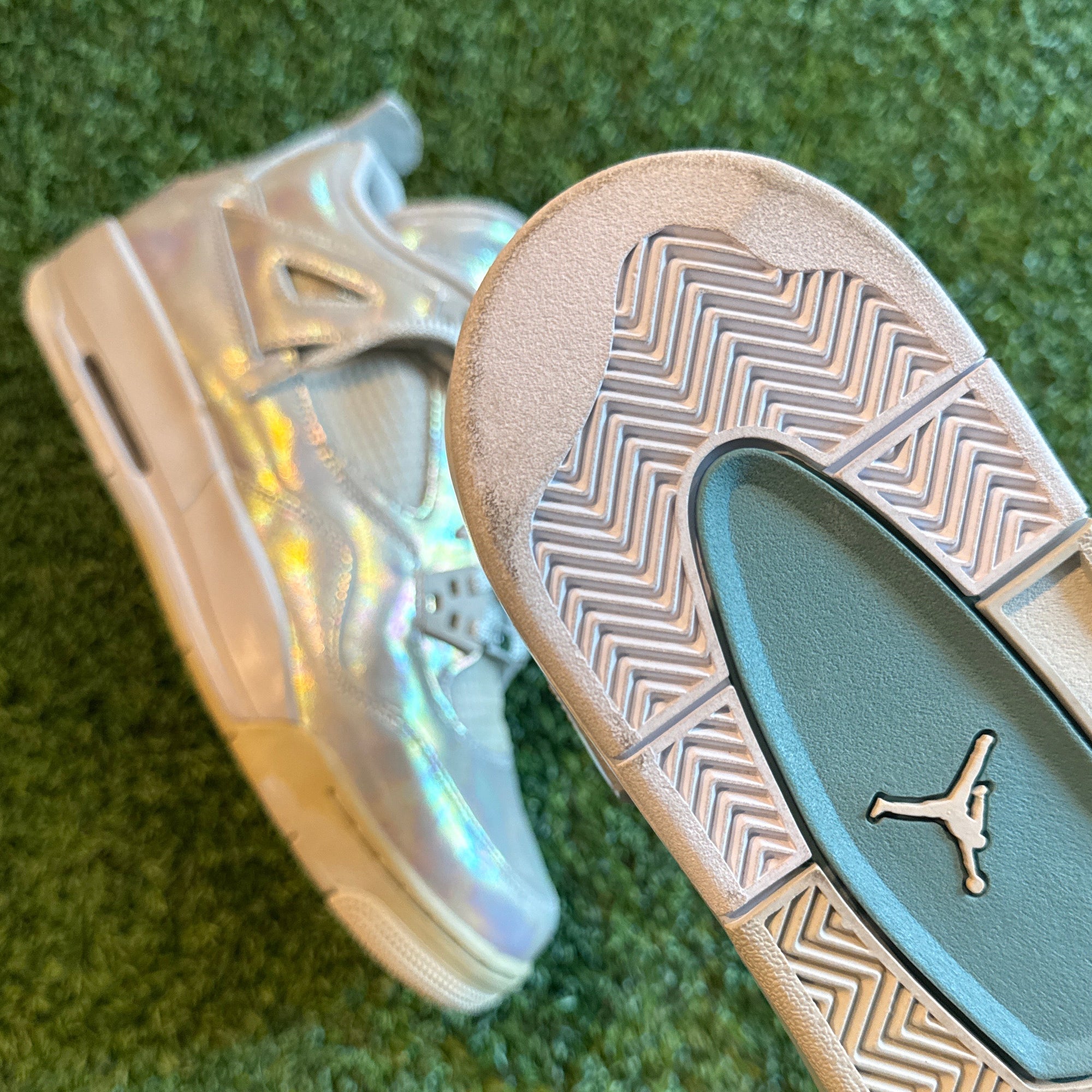 AJ4 Pearl (9.5Y)