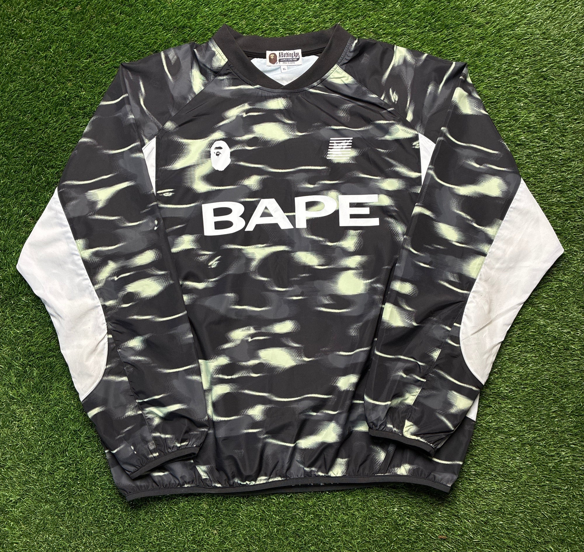 Bape screen camo crewneck (XL)