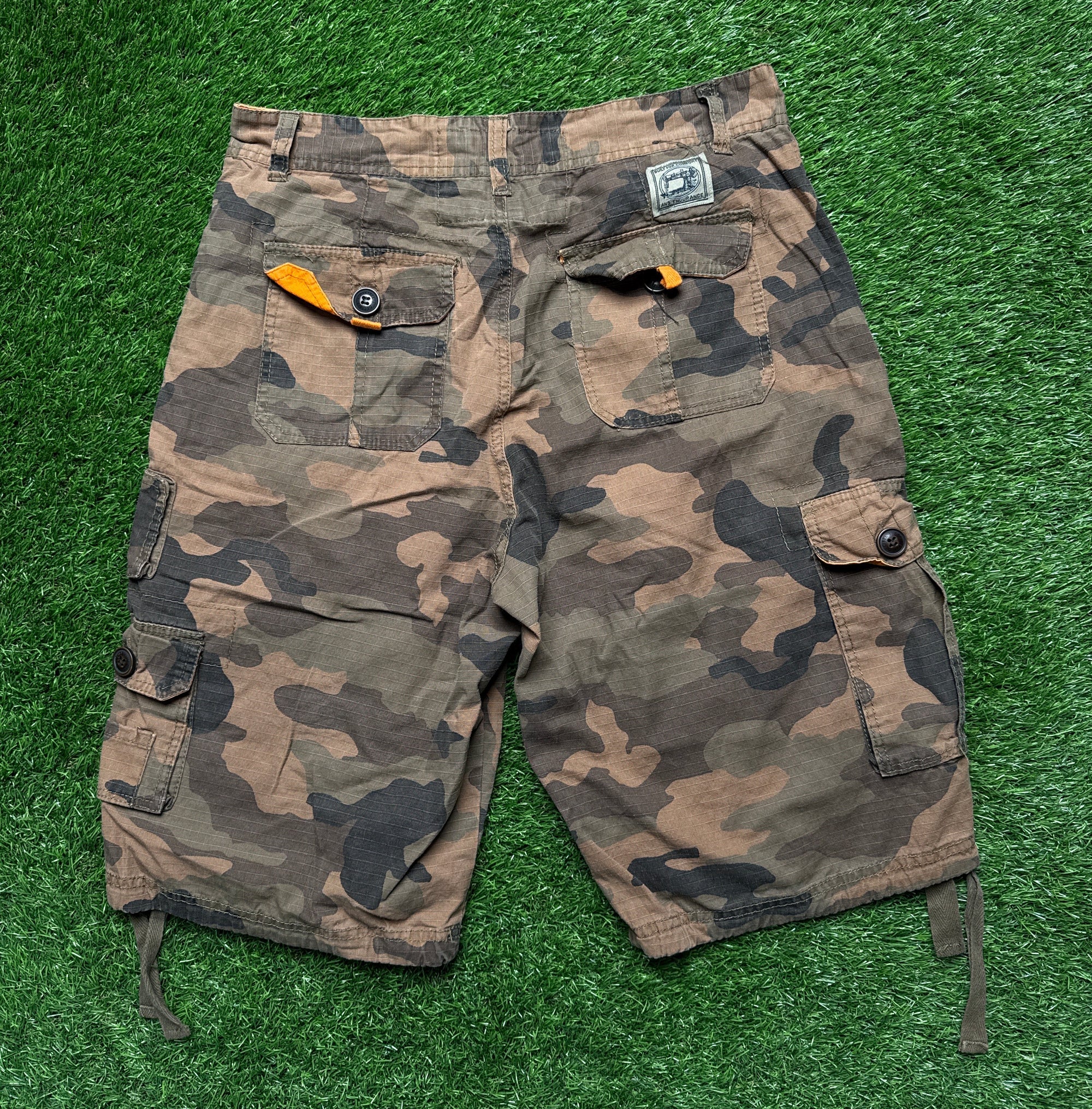 Camo orange jorts (32)