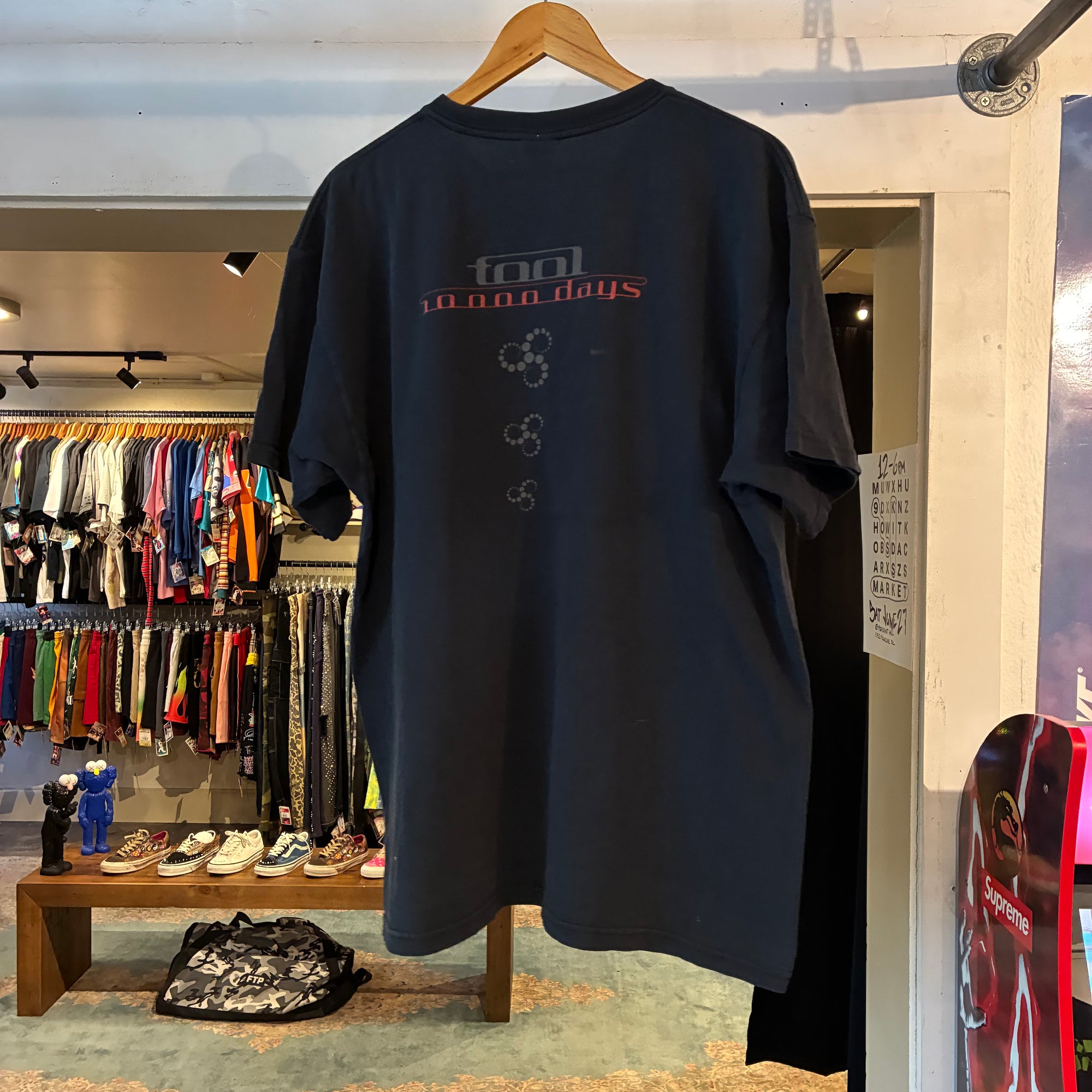 Tool (XL)
