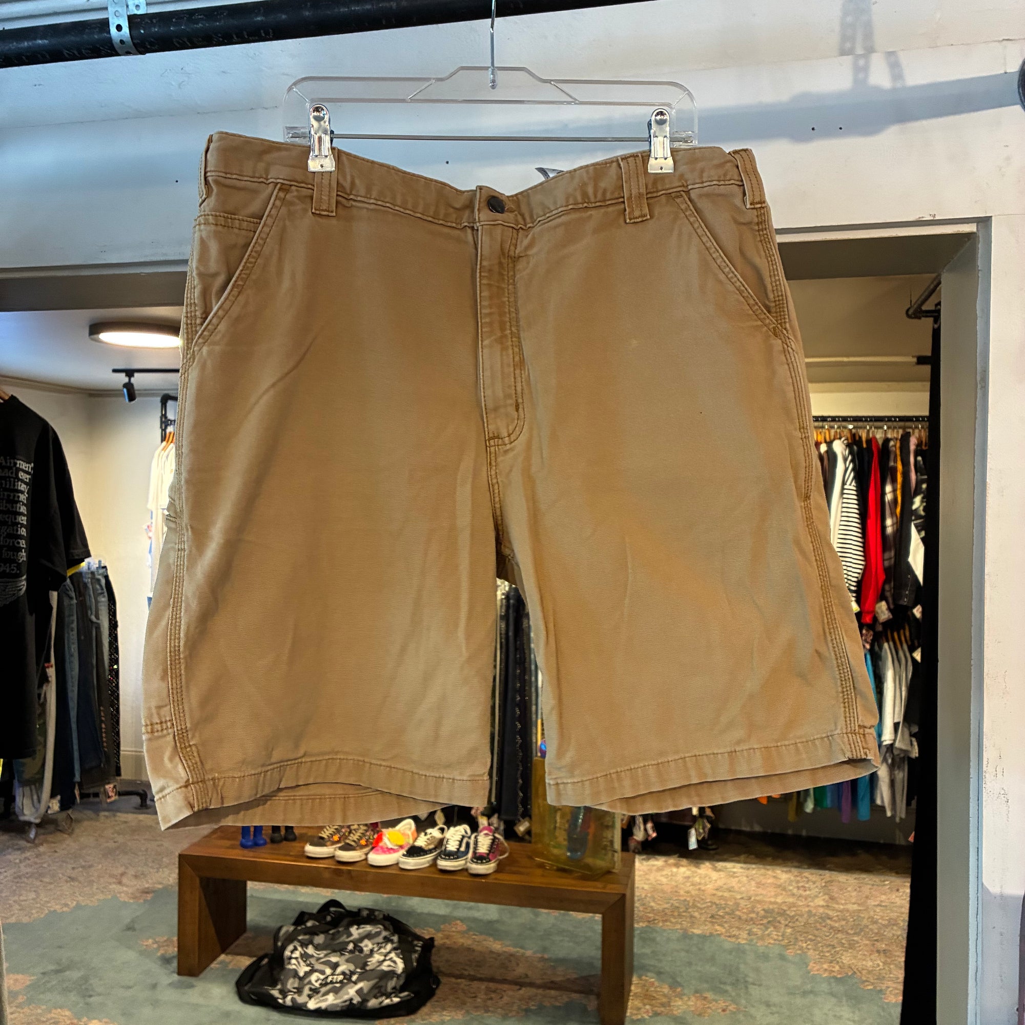 Carhartt shorts (40)