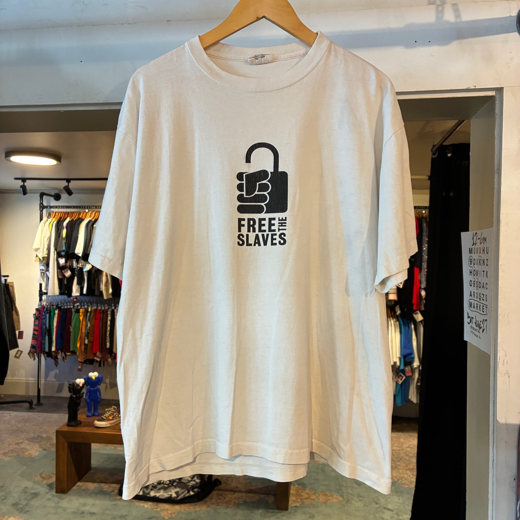 Free the slaves (XL)