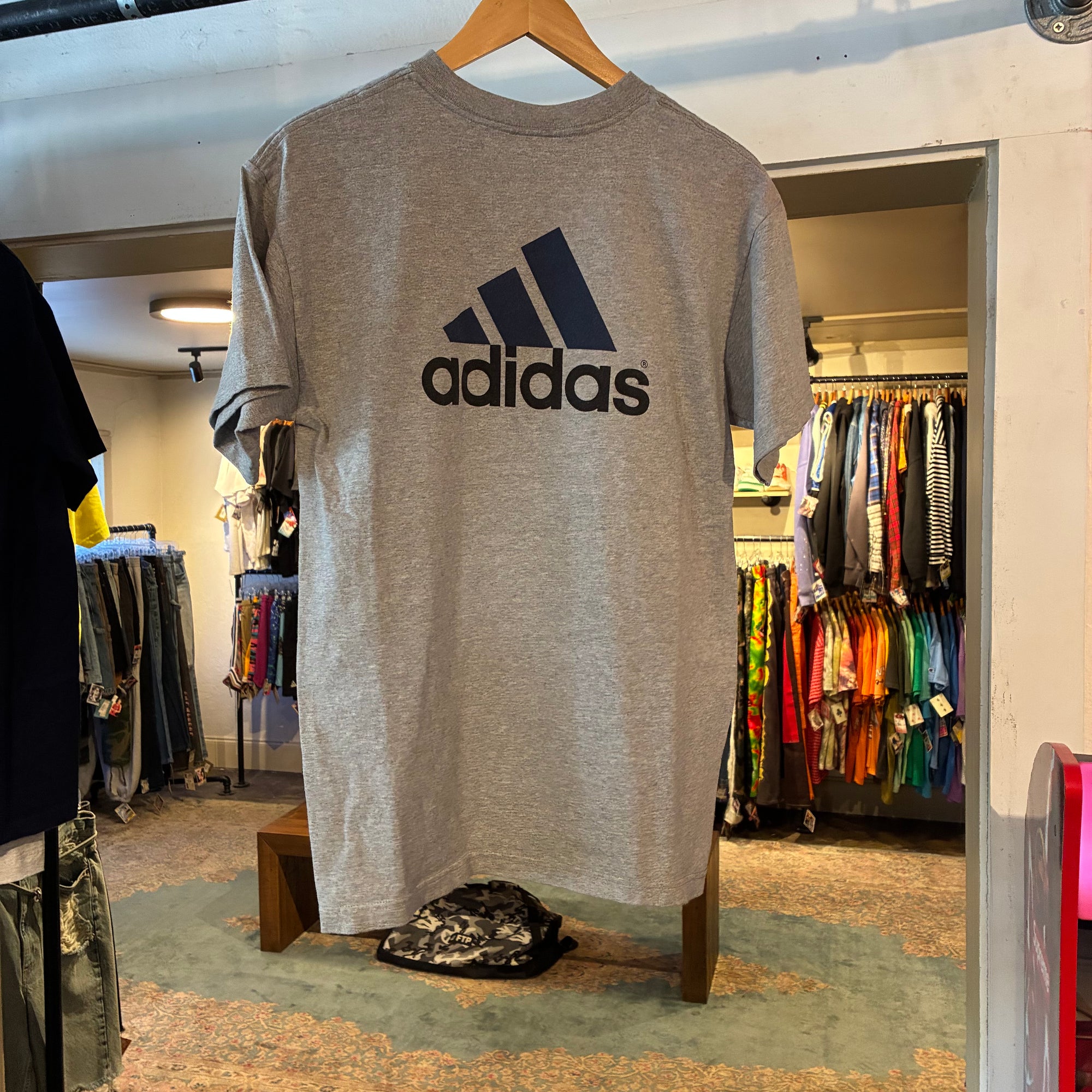 Adidas (S)
