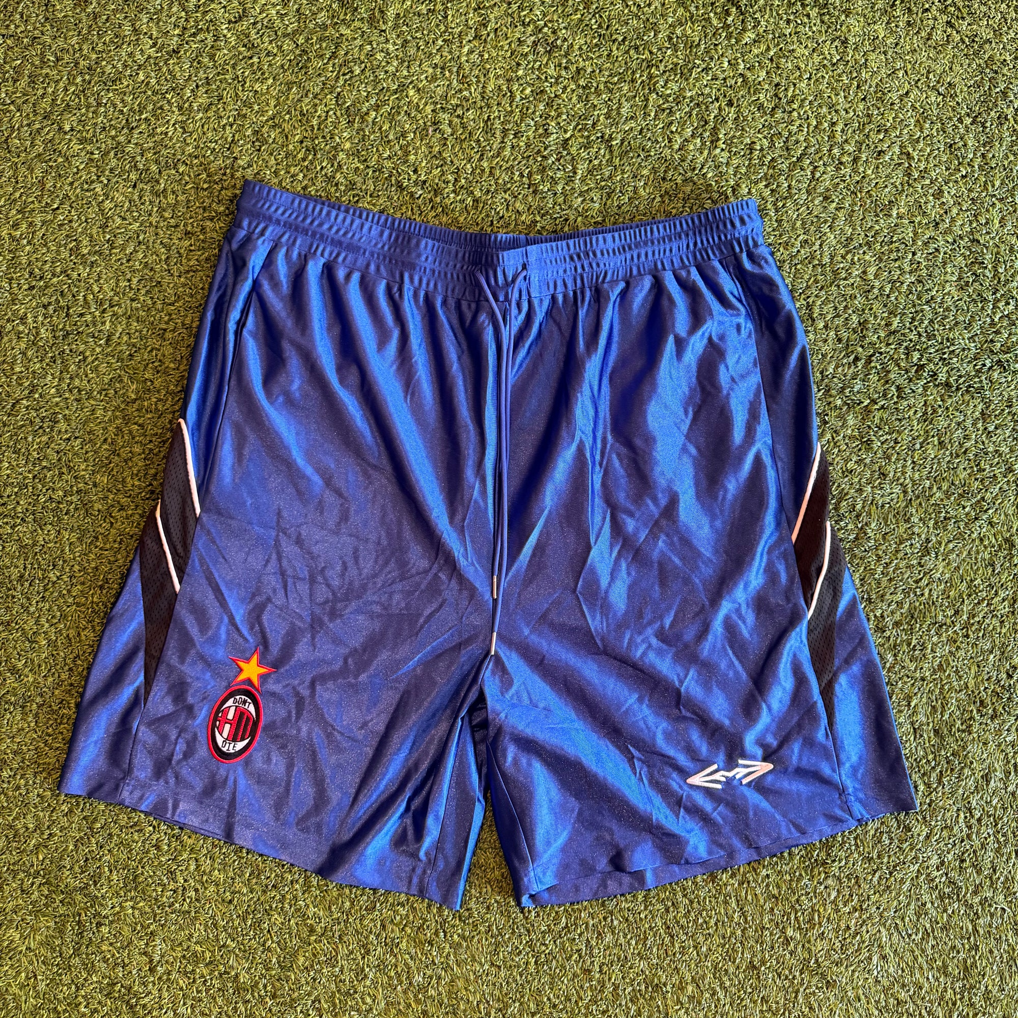 HMDD Bball Shorts (2XL)