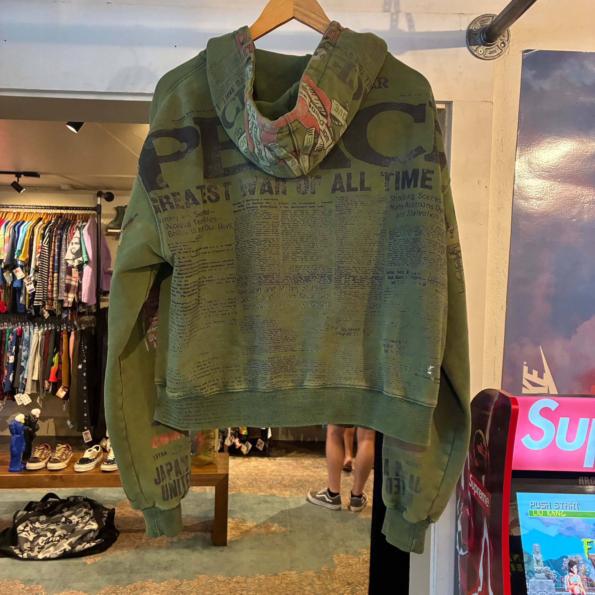 Vale lives zip up (M)