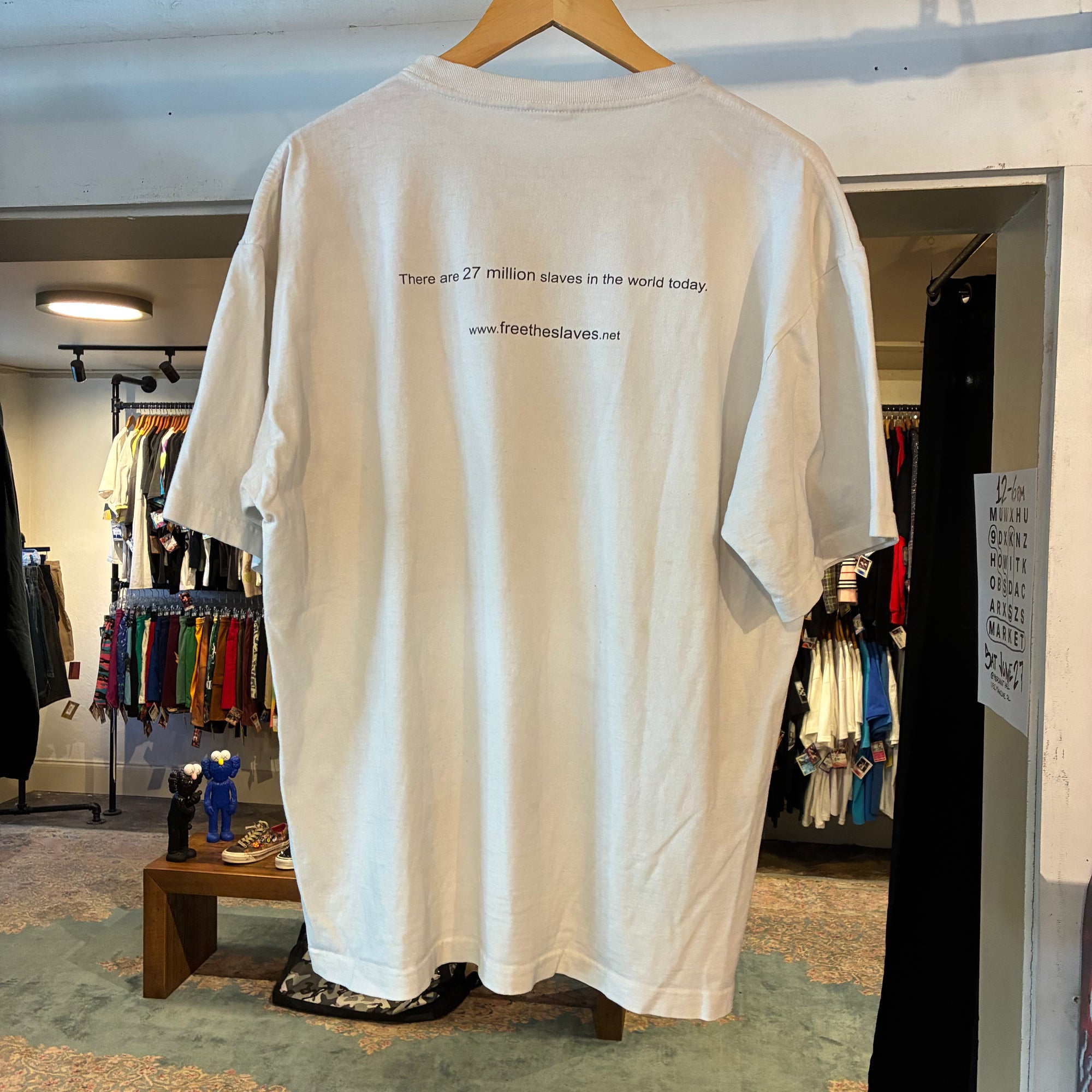 Free the slaves (XL)