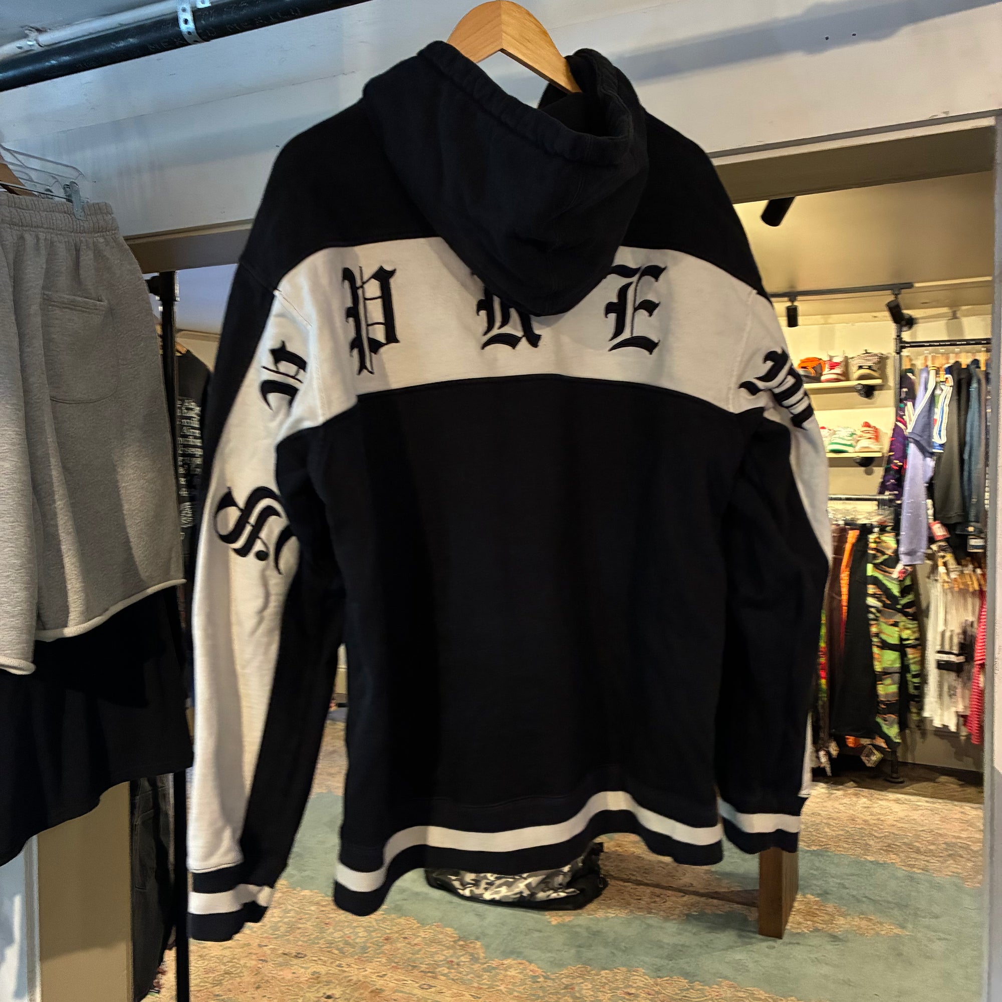 Supreme zip up (XL)