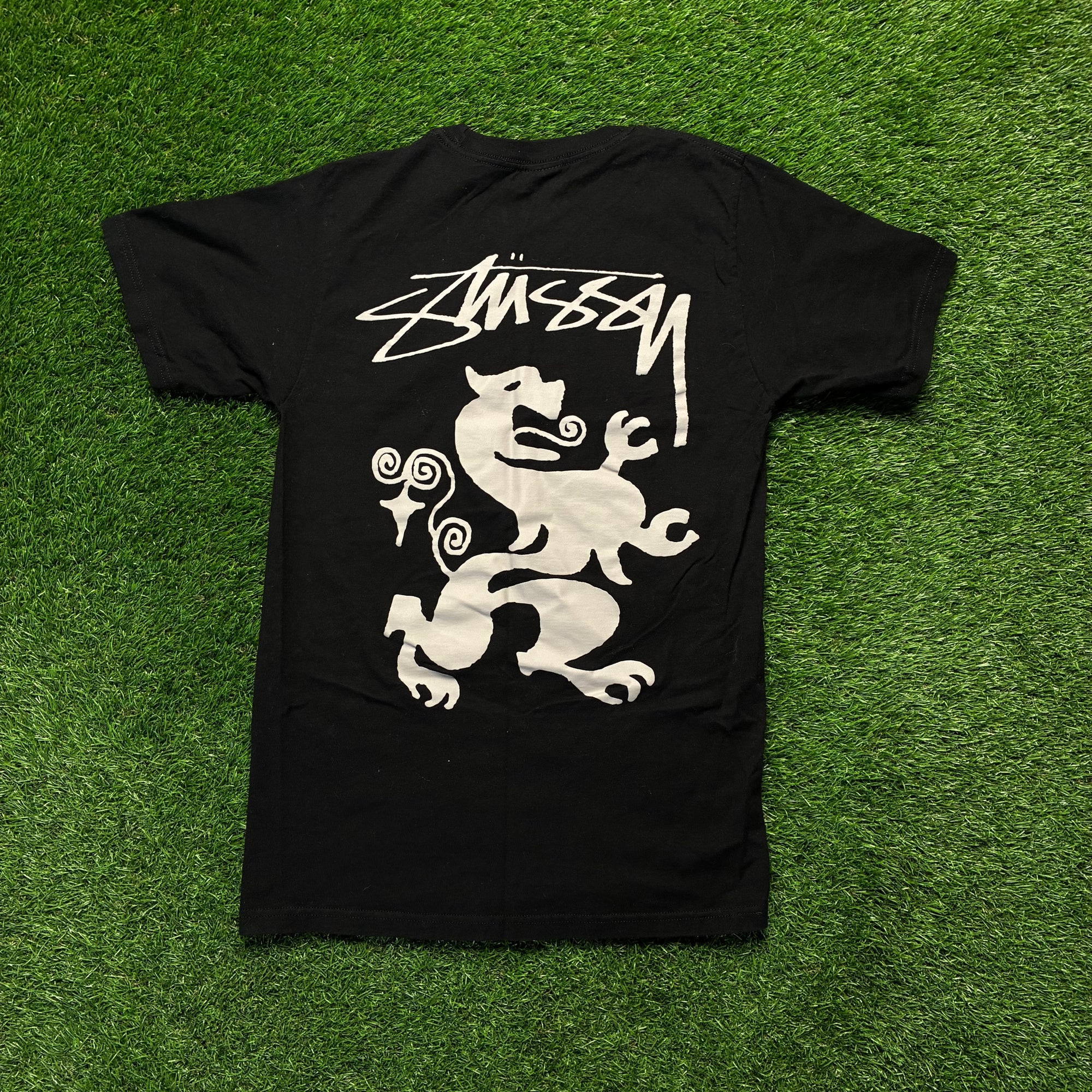 Stussy (S)