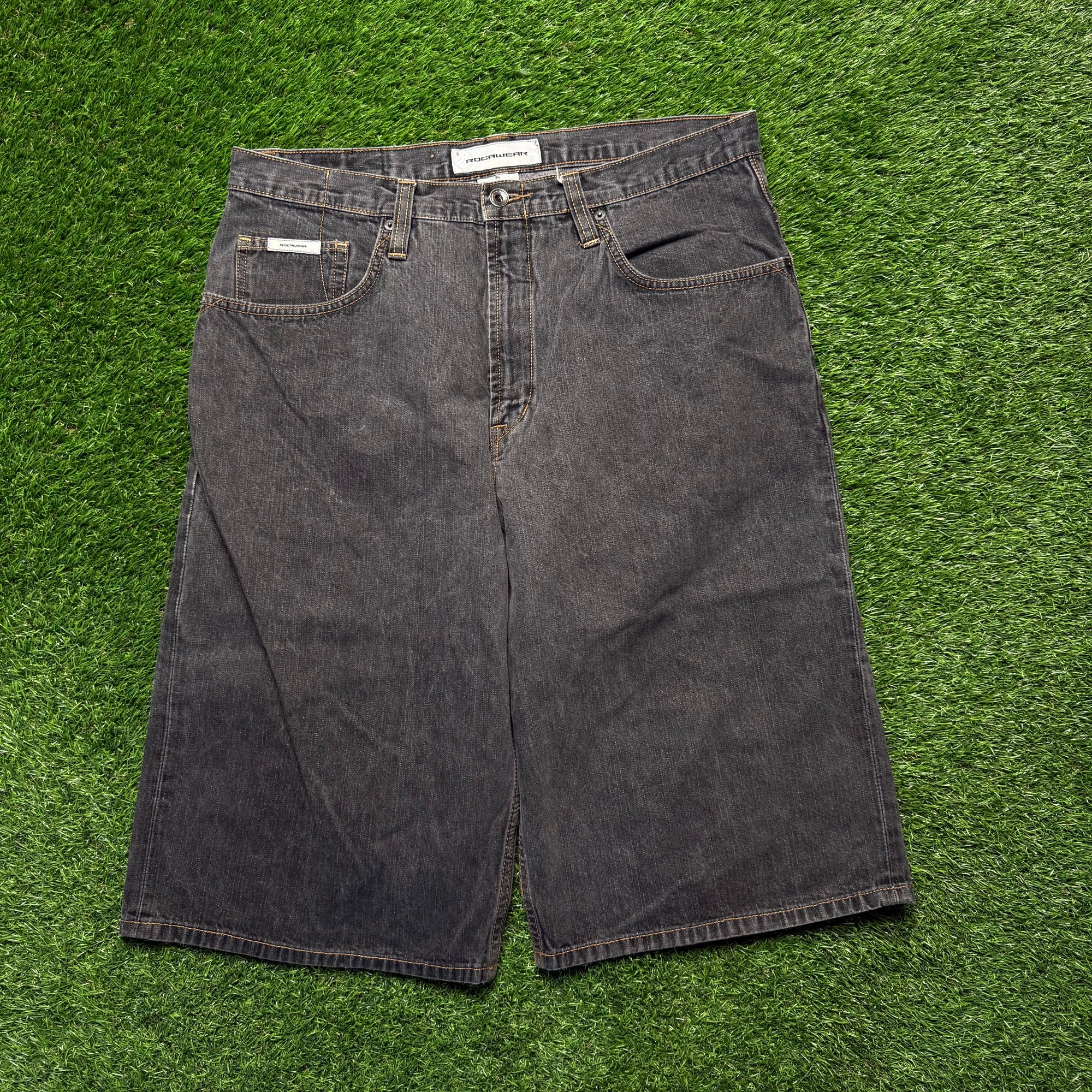 Roca wear jorts (36)