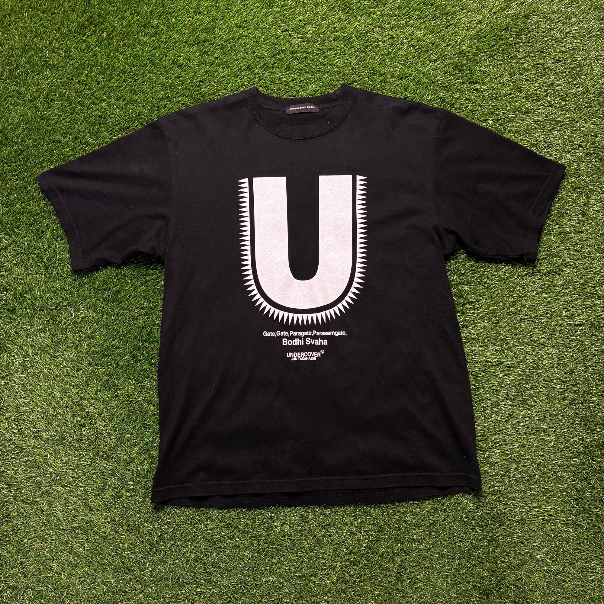 Undercover (M)