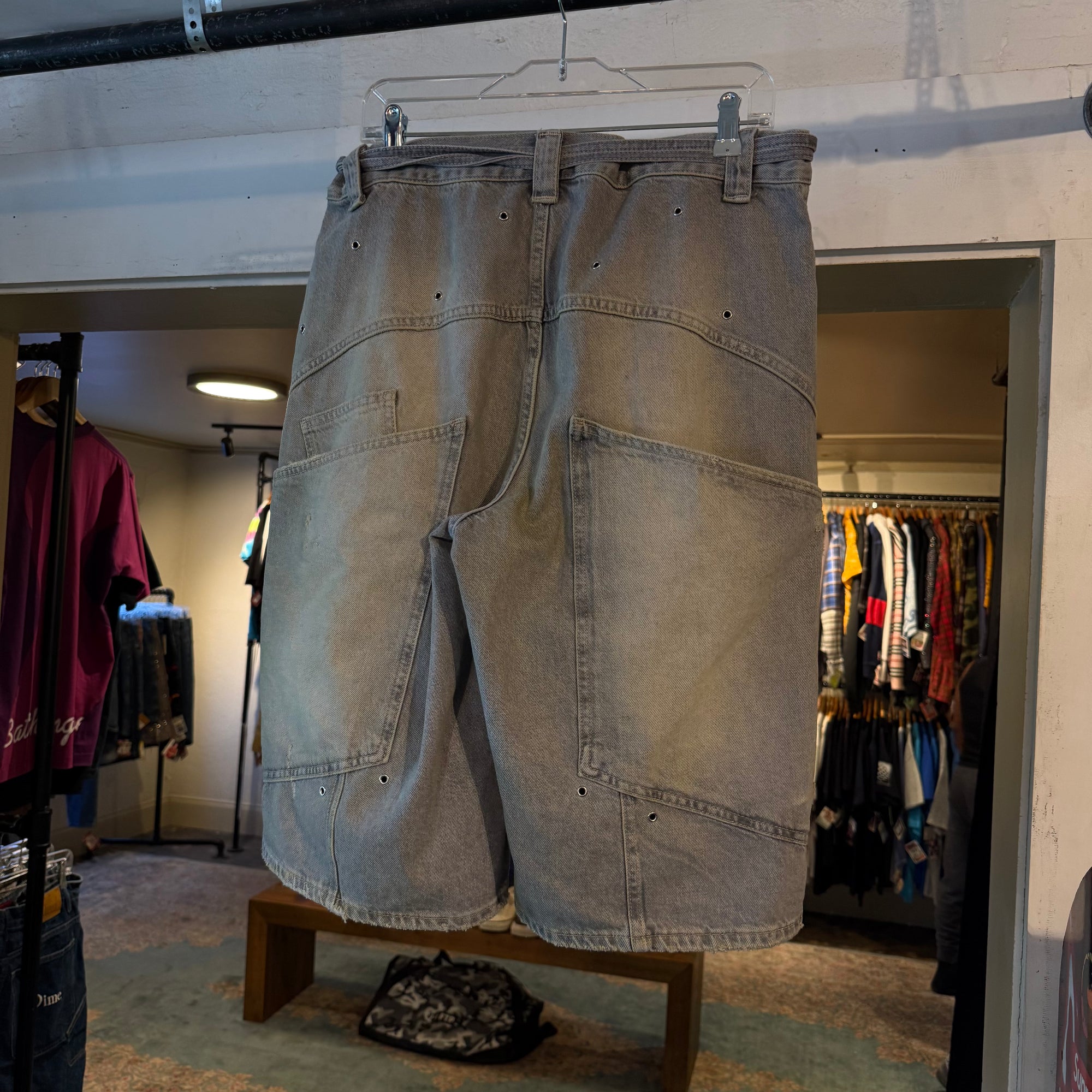Zara multi pocket shorts (30)