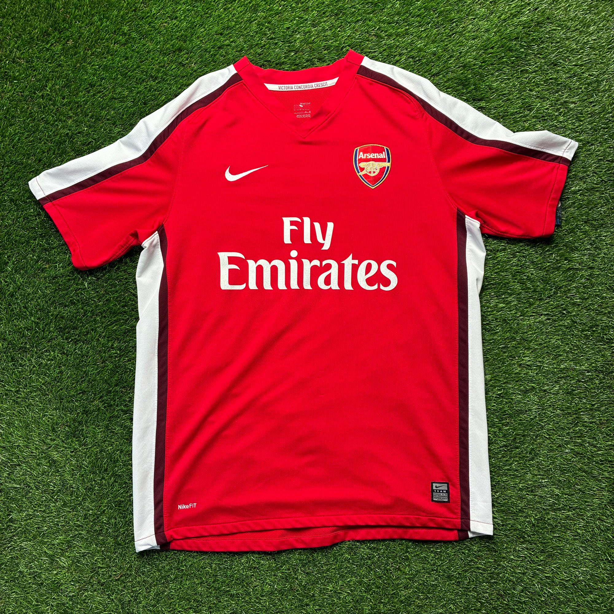 Fly emirates kit (L)