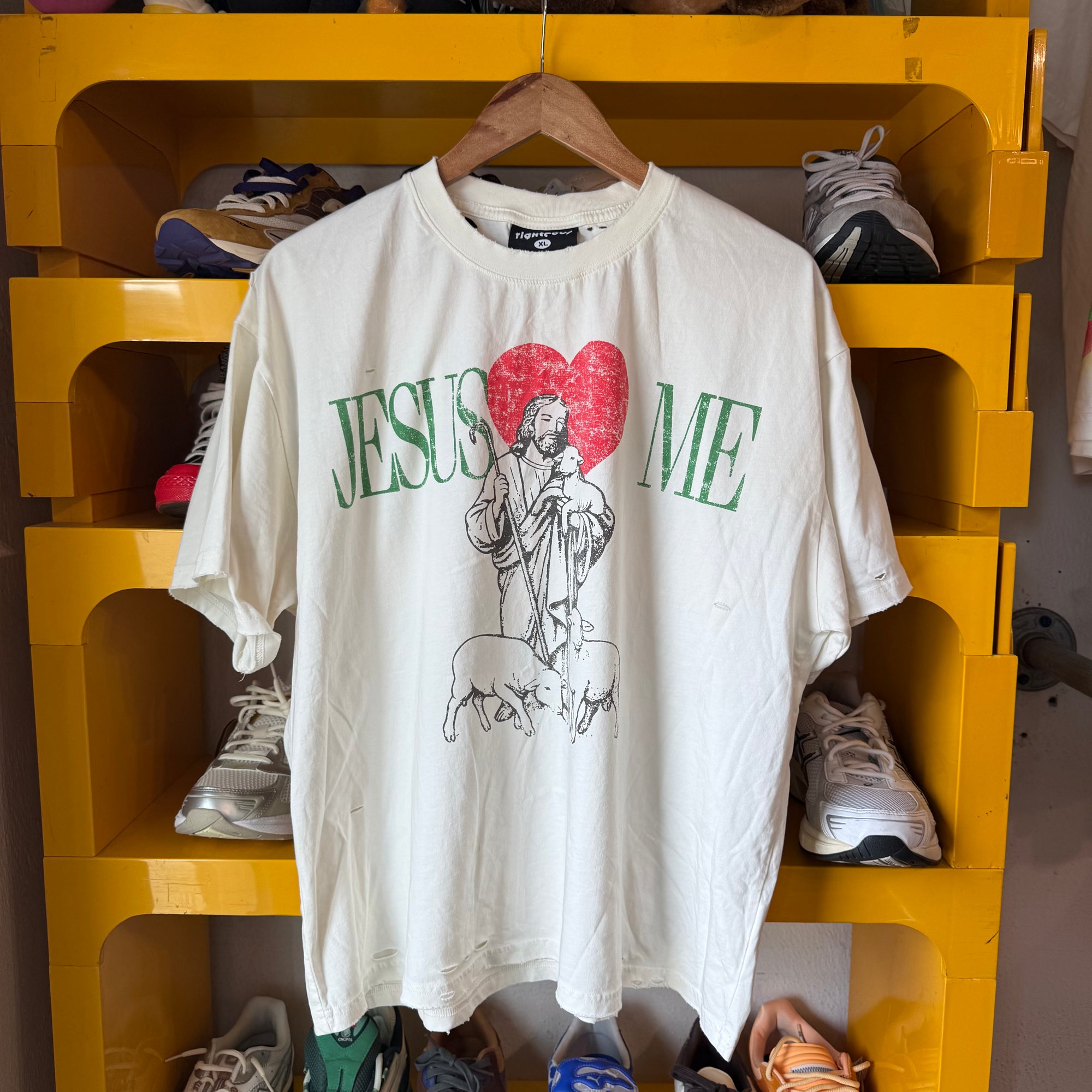 Jesus Loves Me (XL)