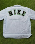 Nike button up (M)