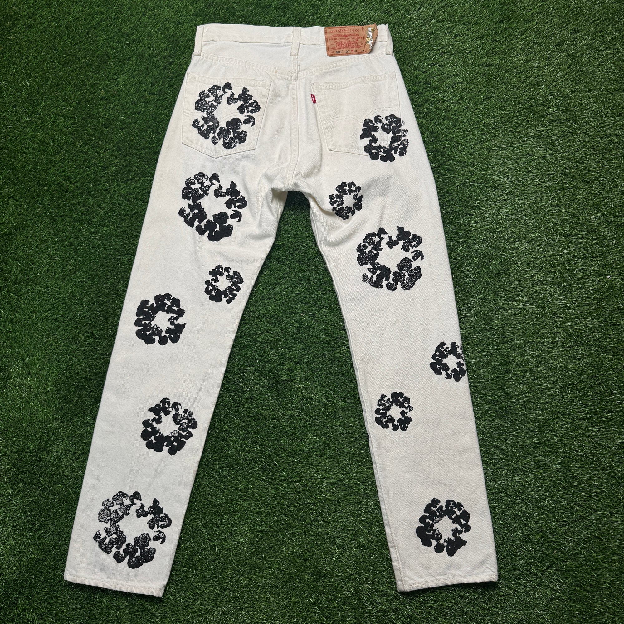 Denim Tears Wreath Jeans (31)