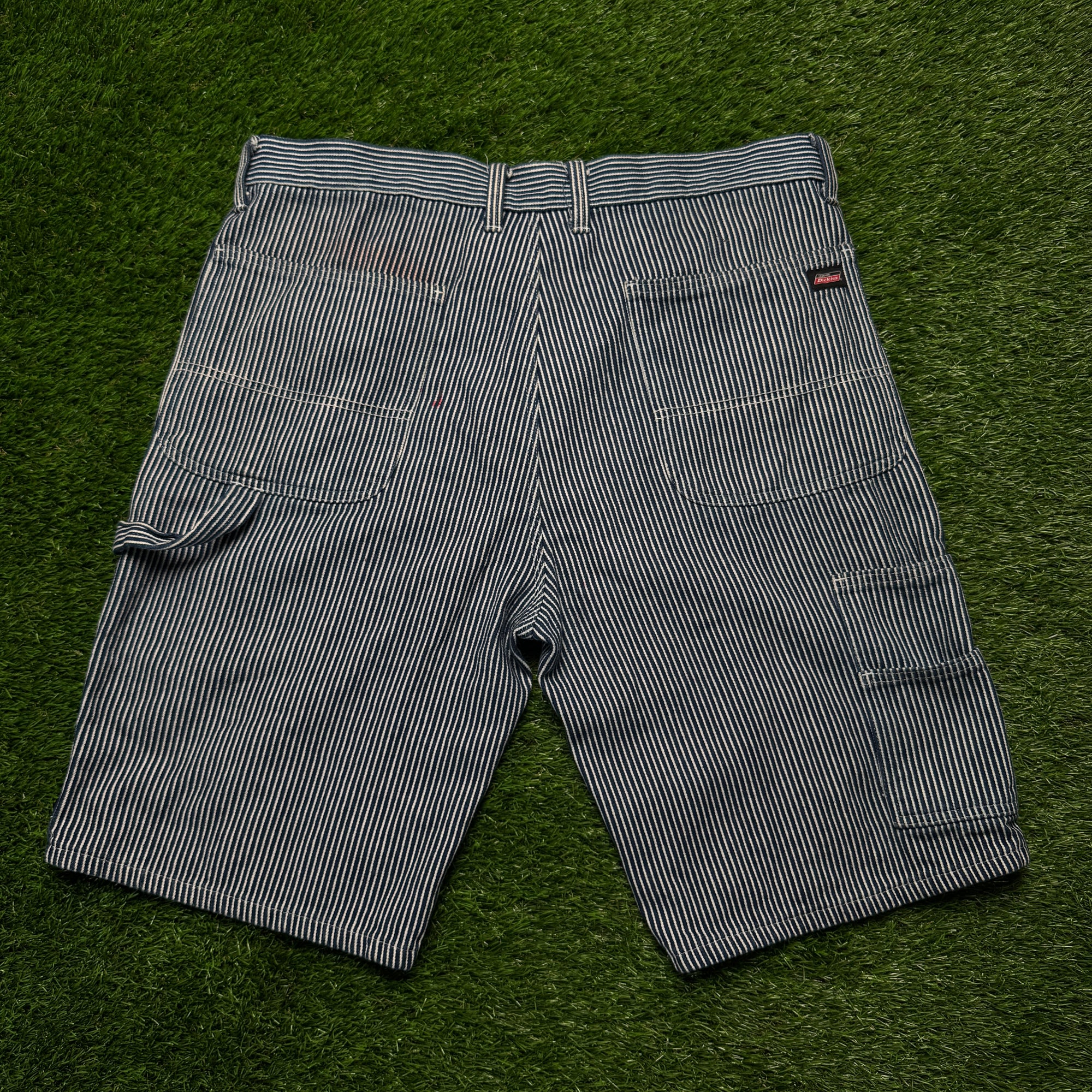 Dickies Stripped Jorts (36)
