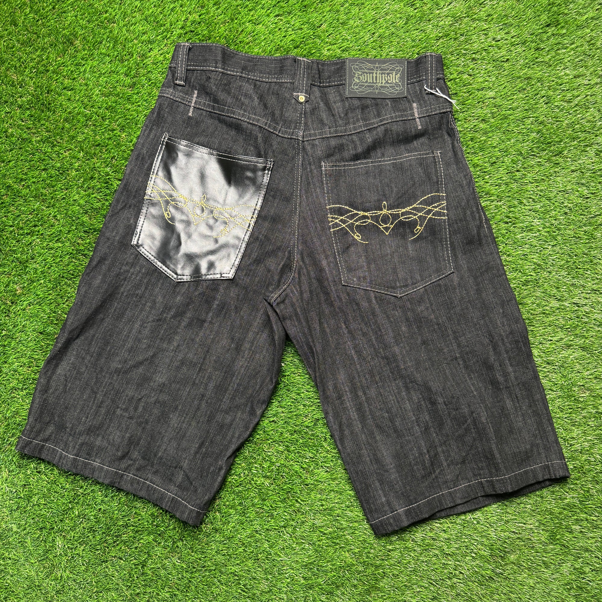 Southpole Jorts (36)