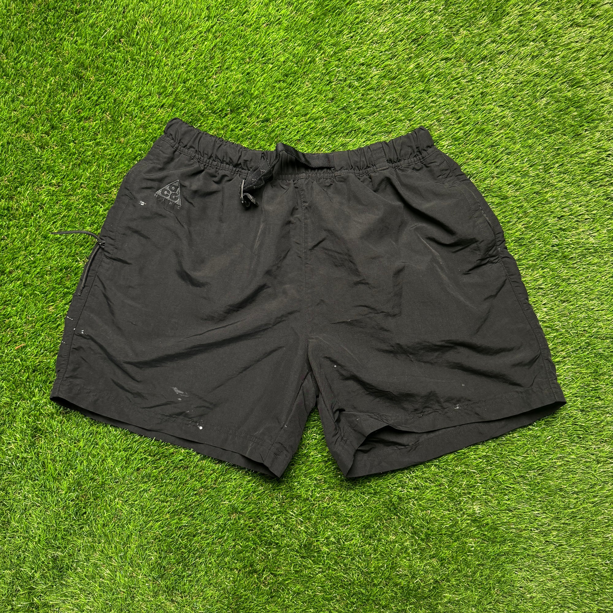 ACG shorts (M)