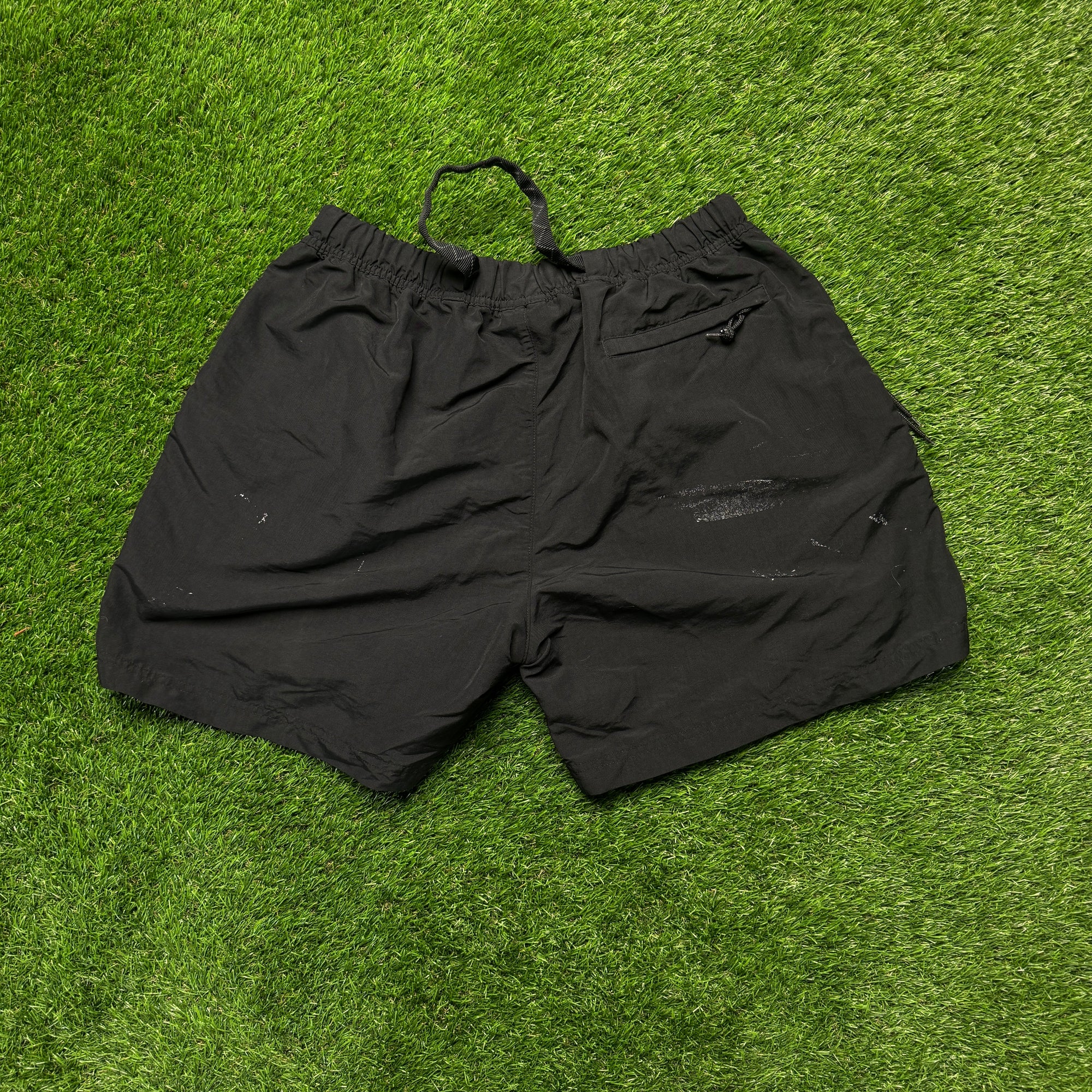 ACG shorts (M)